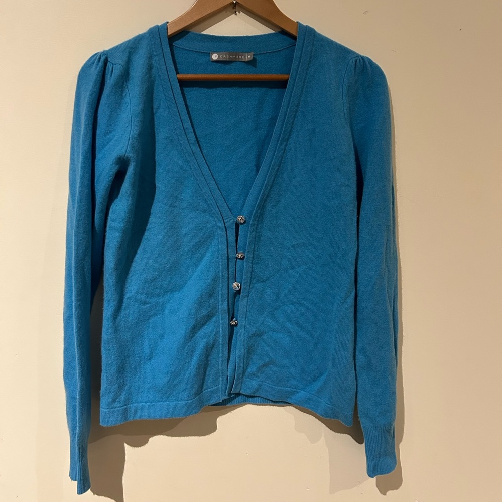 In Cashmere 100% Cashmere Bright Blue v neck cardigan with Faux diamond buttons
